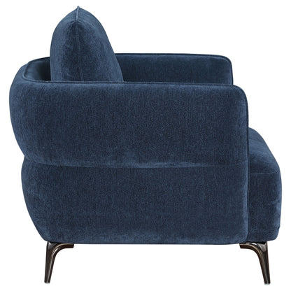 Sillón moderno tapizado en chenilla con brazos en azul