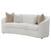 Sofá Rainn Boucle tapizado con brazos inclinados color Latte