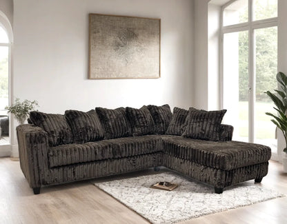 Woodland Sectional Sofa with Chaise
