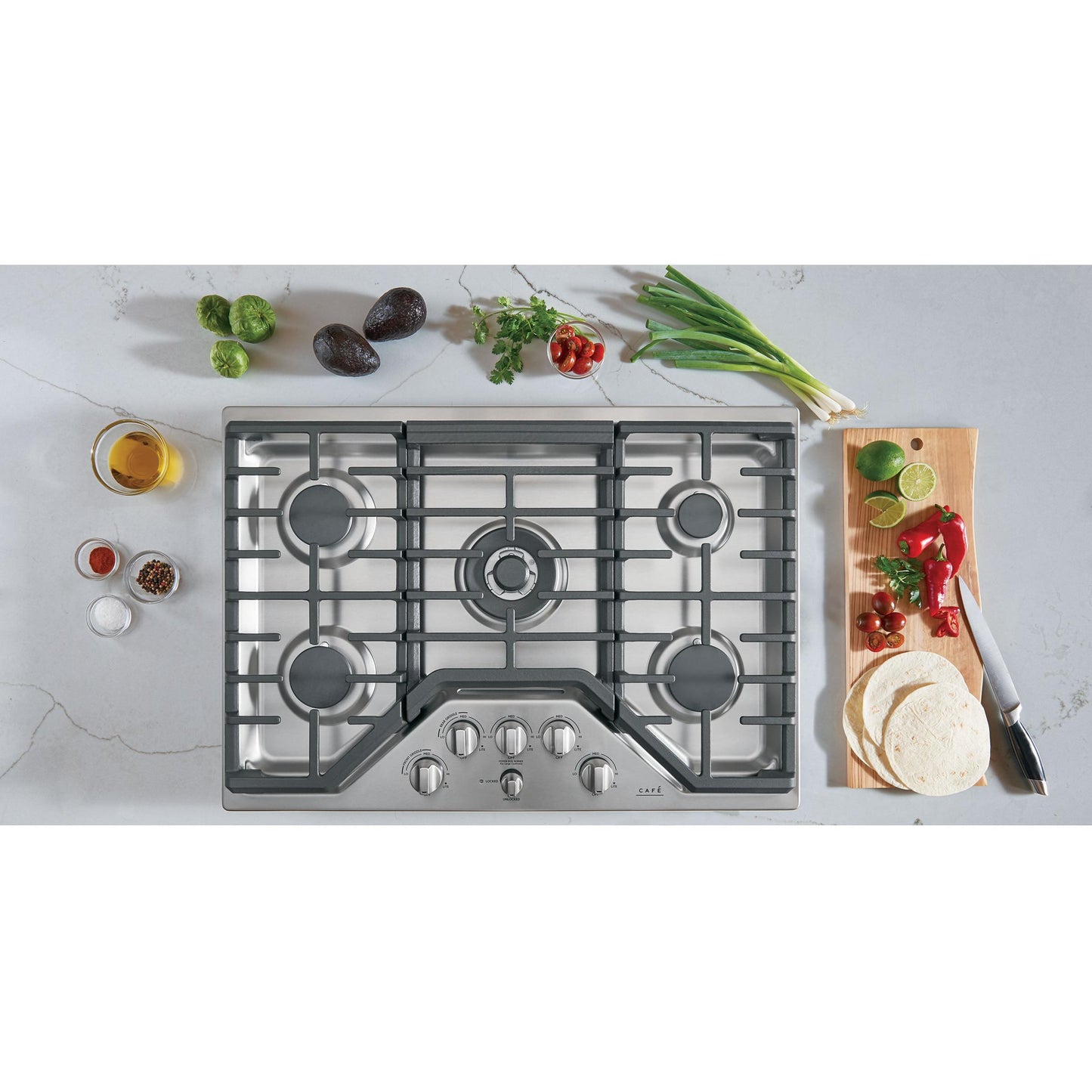  Café 30-inch Built-In Gas Cooktop CGP95302MS1 IMAGE 3