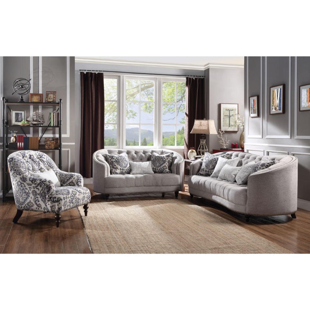 Silla Saira de 34" de ancho con almohada