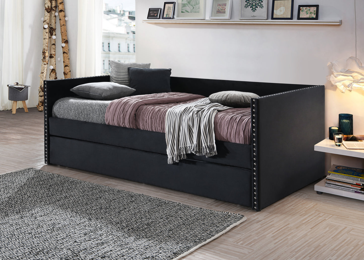 Sadie Daybed