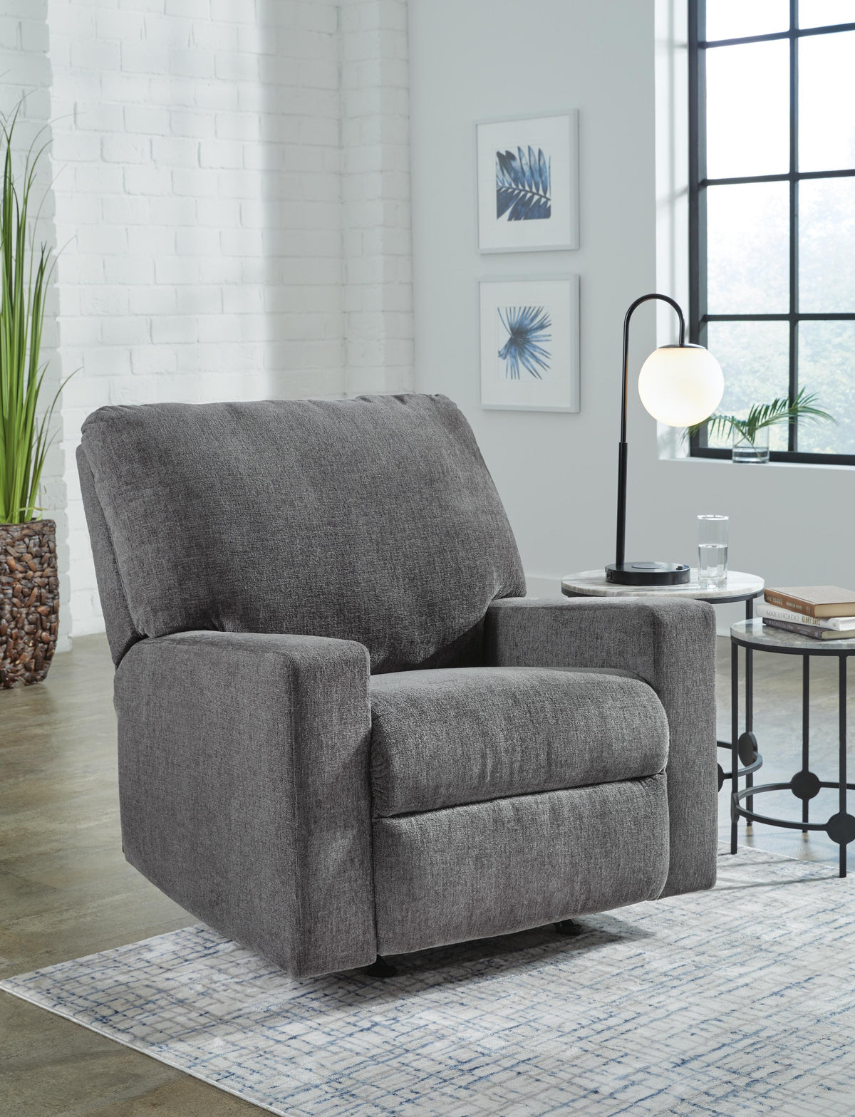 Rannis Rocker Recliner