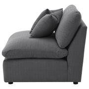 Silla Hobson tapizada sin brazos color marfil