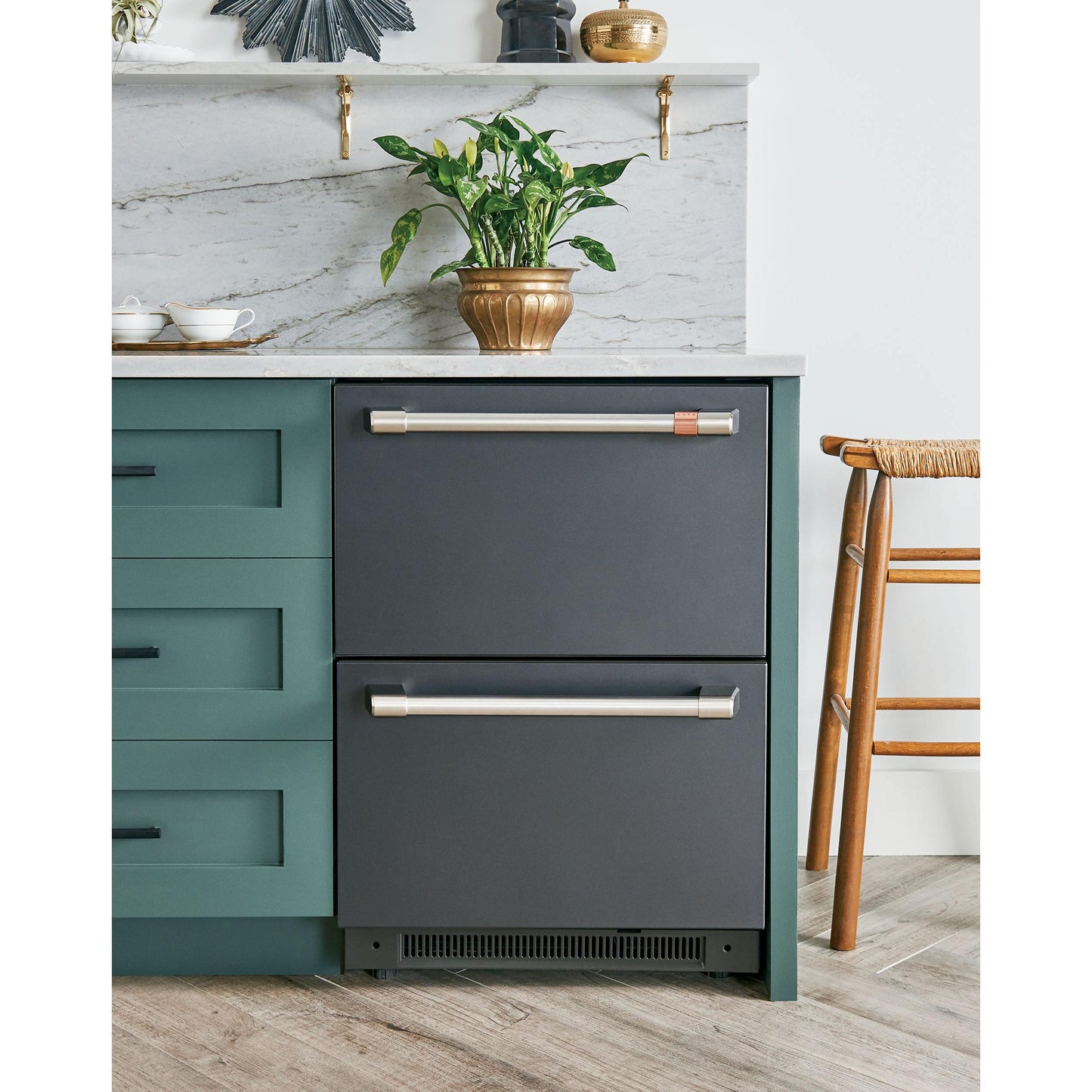  Café 24-inch 5.7 cu. ft. Dual-Drawer Refrigerator CDE06RP3ND1 IMAGE 8