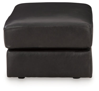 Amiata Chair and Ottoman