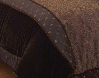 Opulent Paisley Comforter Set
