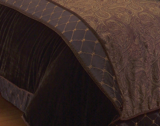 Opulent Paisley Comforter Set