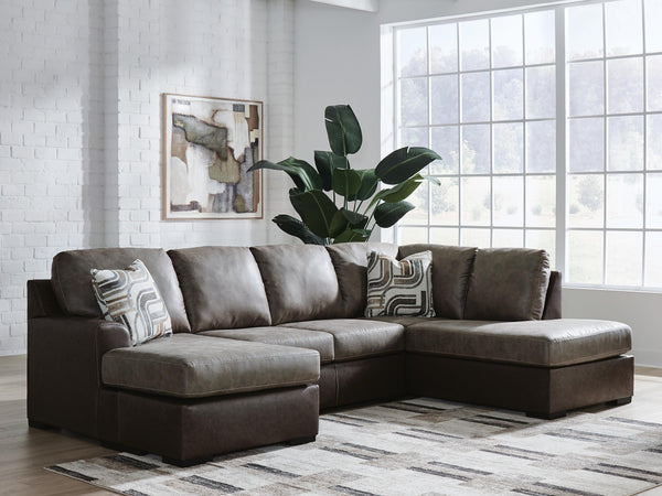 Baltic-Park 2-Piece Sectional with Chaise