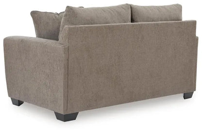 Loreo 68in Loveseat