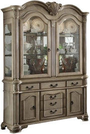 Chateau De Ville Hutch