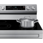  Samsung 30-inch Freestanding Electric Range with WI-FI NE63A6111SS/AA IMAGE 9