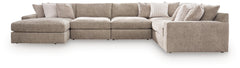 Reston Cove 5-Piece Sectional with Chaise