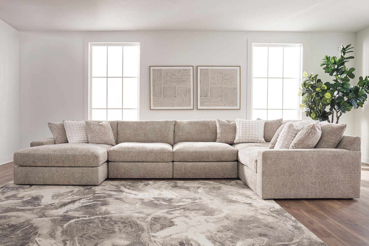 Reston Cove 5-Piece Sectional with Chaise