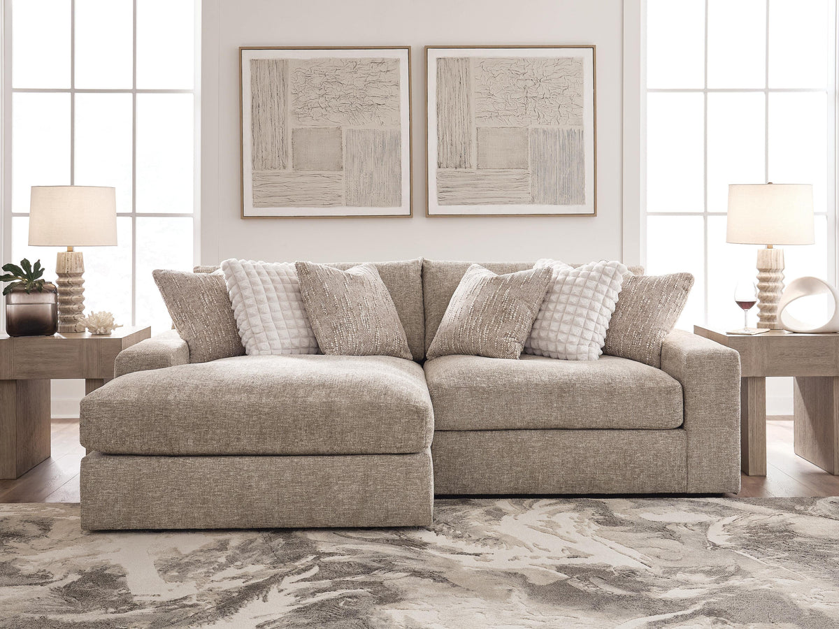 Reston Cove 2-Piece Sectional with Chaise
