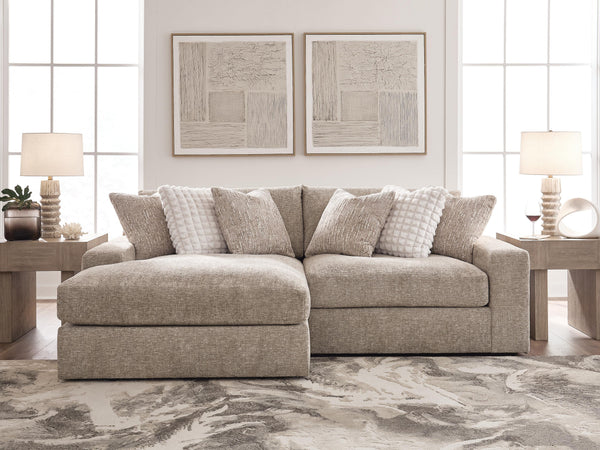 Reston Cove 2-Piece Sectional with Chaise