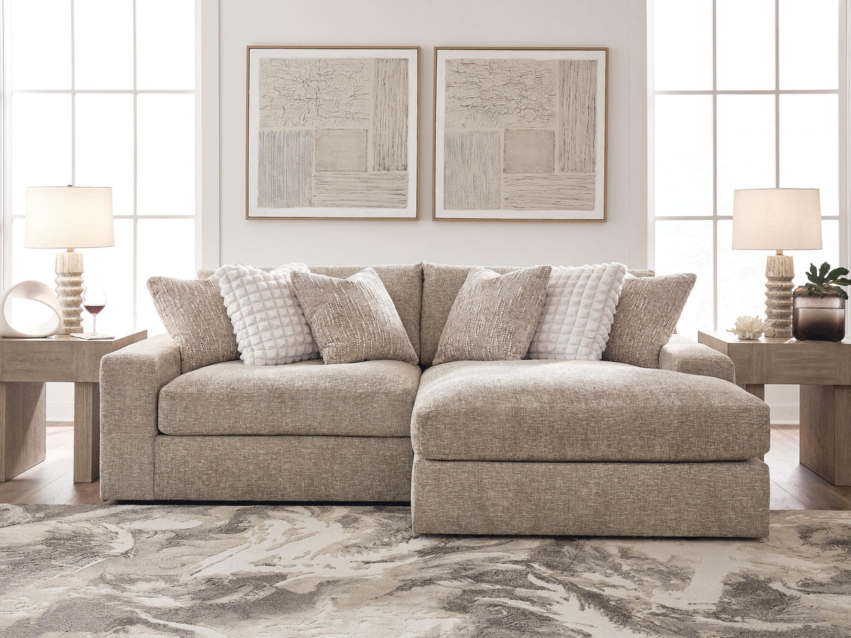 Reston Cove 2-Piece Sectional with Chaise