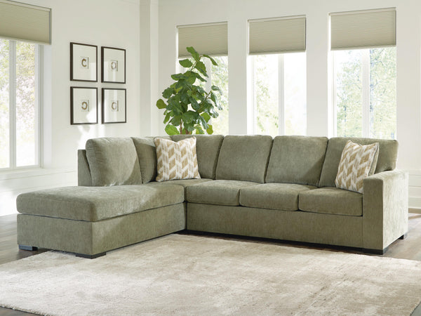 MaKaylen 2-Piece Sectional with Chaise