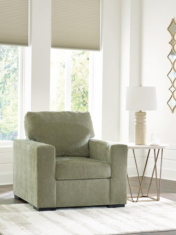 MaKaylen Chair