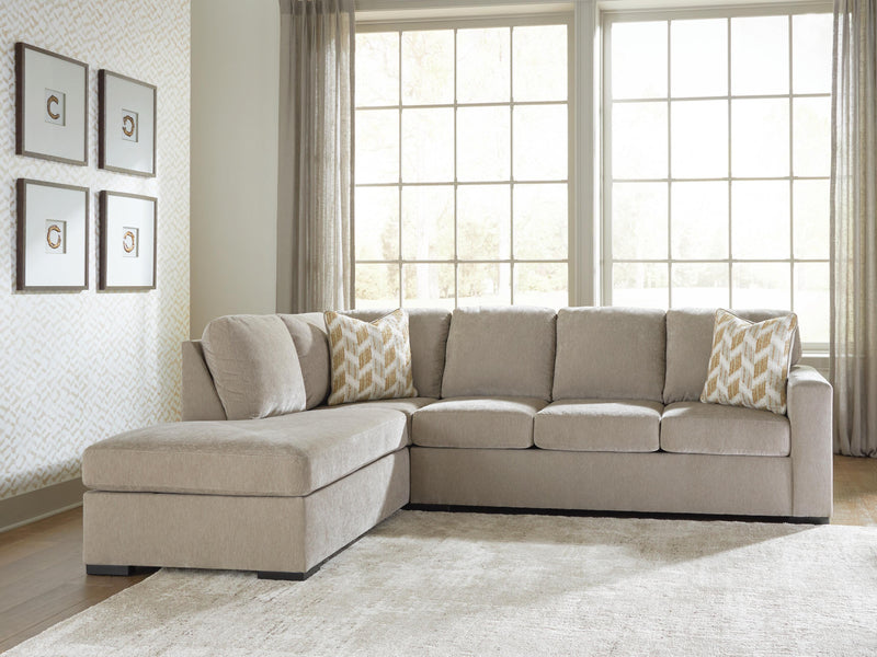 MaKaylen 2-Piece Sectional with Chaise