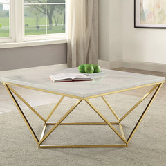 Mesa de centro cuadrada Meryl con superficie de imitación de mármol, blanca y dorada