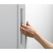  GE 21.3 cu.ft. Freestanding Upright Freezer FUF21QRRWW IMAGE 7