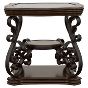 Mesa auxiliar rectangular Laney de 1 estante con tapa de vidrio, color merlot oscuro