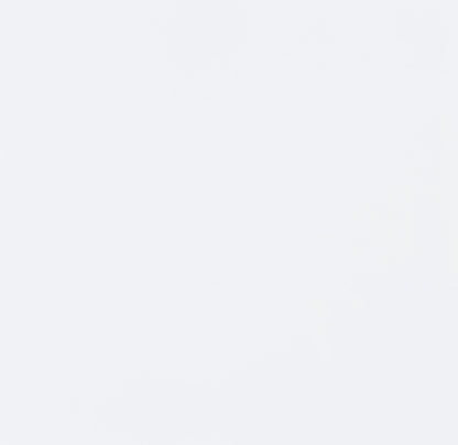 Torre multimedia Jude de 3 estantes de madera de ingeniería, blanco brillante