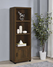 Torre multimedia Sachin de 3 estantes de madera de ingeniería, pino oscuro