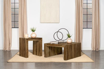Mesa de centro cuadrada de madera maciza Odilia color castaño rojizo
