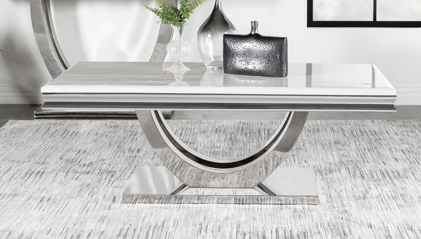 Mesa de centro rectangular con superficie de piedra Kerwin, blanca y cromada