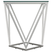 Mesa auxiliar geométrica Brittania con tapa de cristal cuadrada en níquel