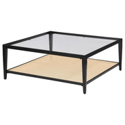 Mesa de centro Amherst de metal con tapa de vidrio y estante de caña, color negro