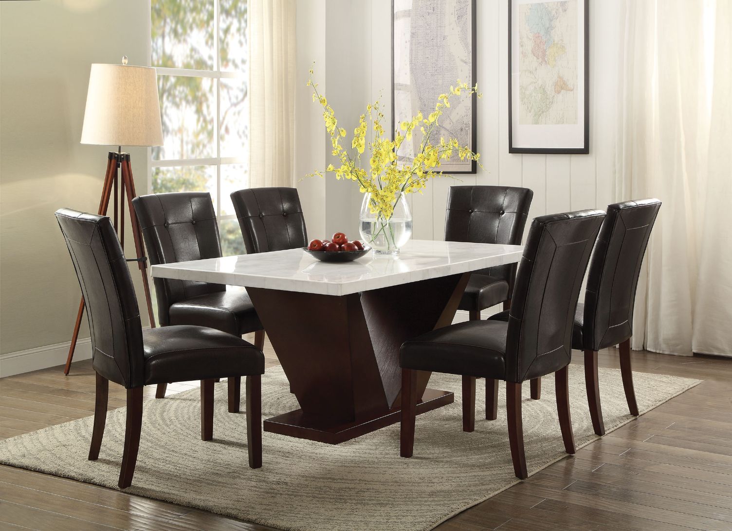 Mesa de comedor rectangular Forbes de 162 cm con tablero de mármol