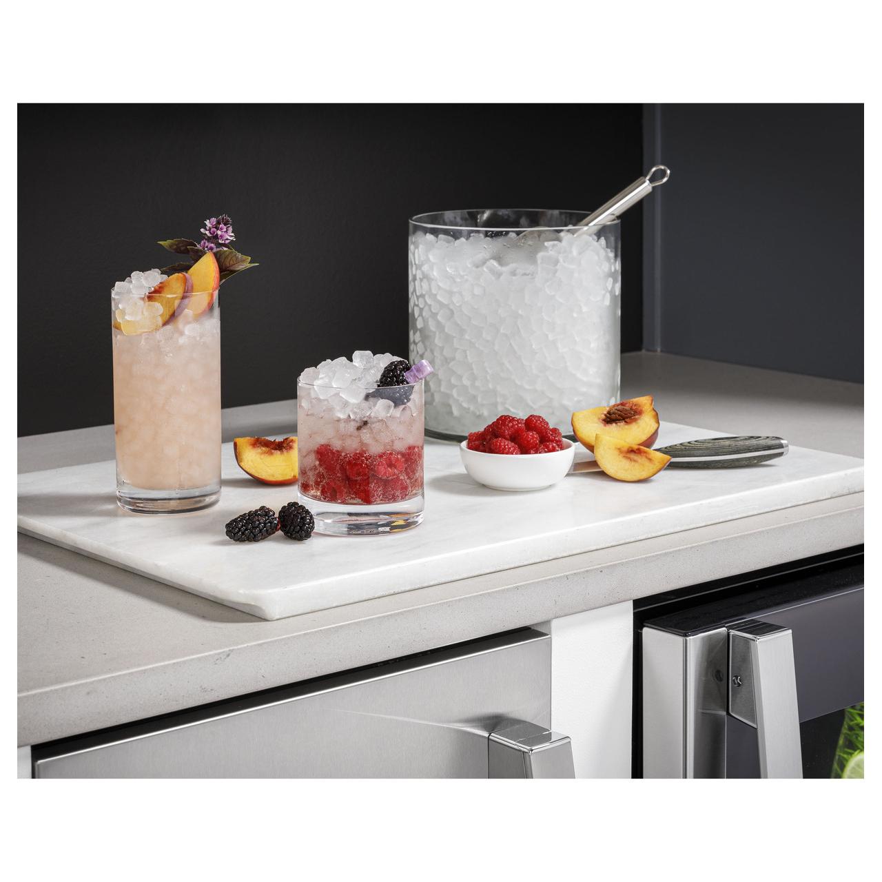  Monogram 15-inch Ice Maker UNC15NPRII IMAGE 12