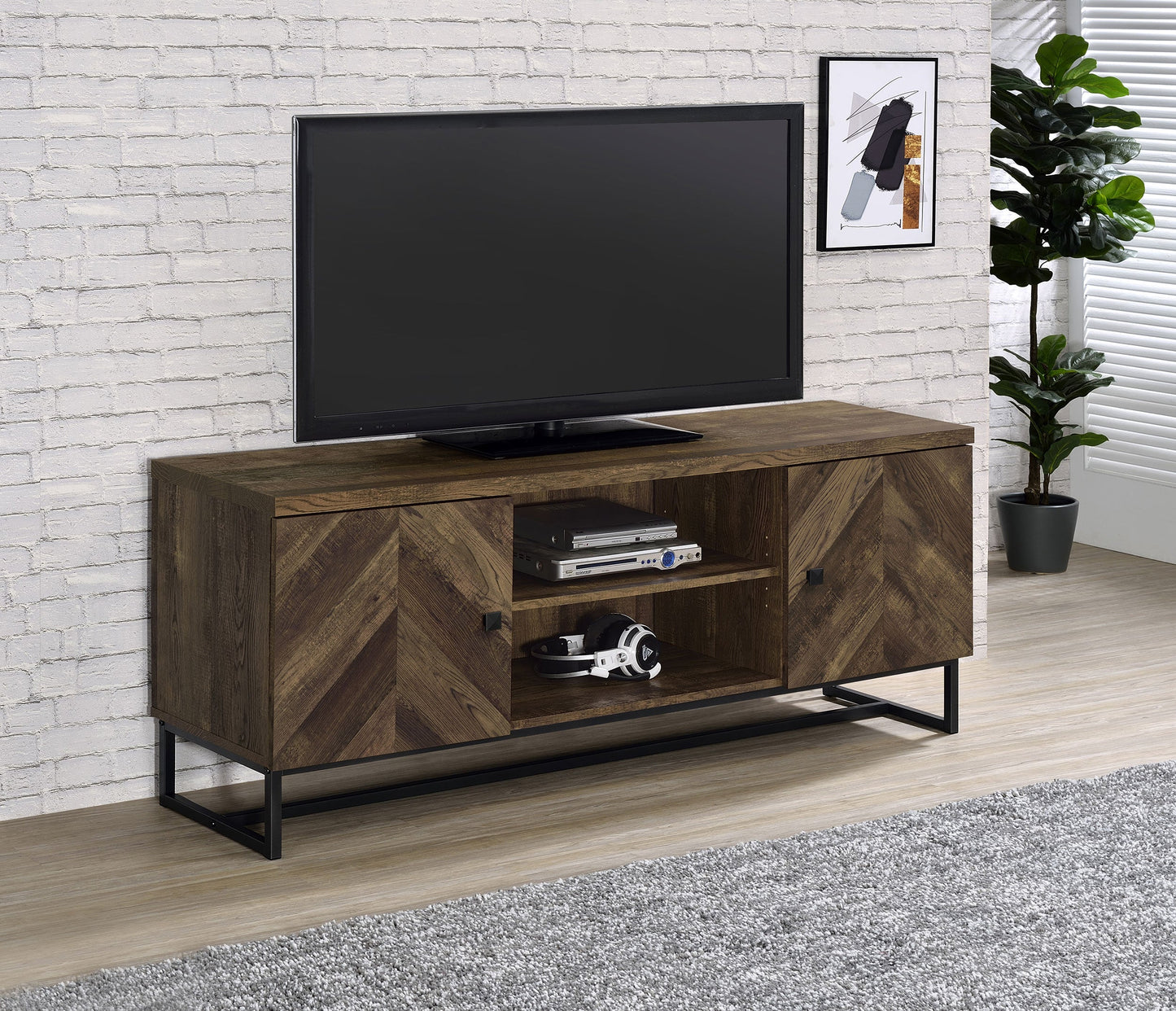 Mueble para TV Myles de 2 puertas de madera de ingeniería de 60 pulgadas en roble rústico