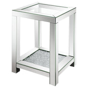 Mesa auxiliar Valentina de 1 estante con tapa de vidrio cuadrada, color plateado