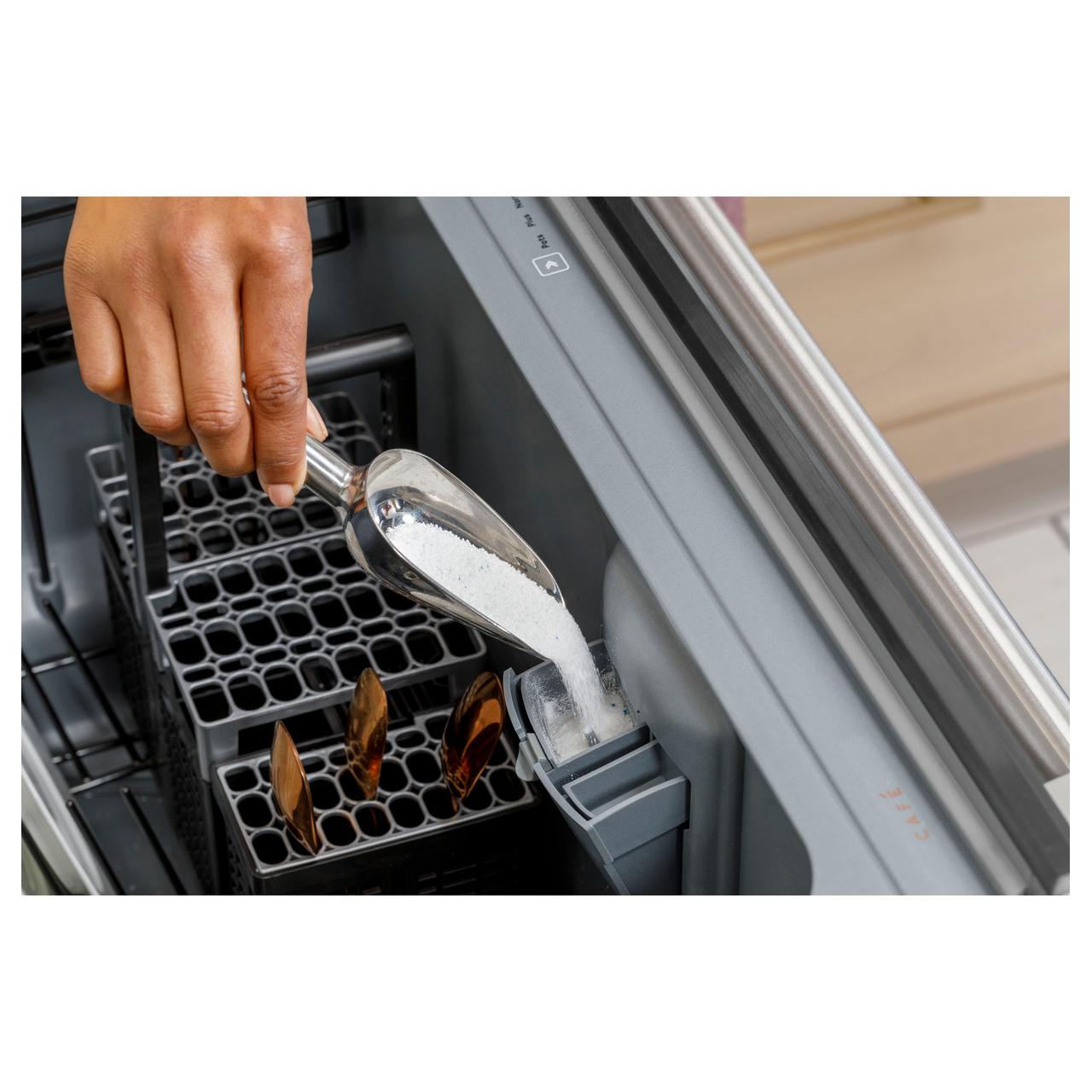  Café 24-inch, Built-in Dishwasher CDD420P3TD1 IMAGE 14