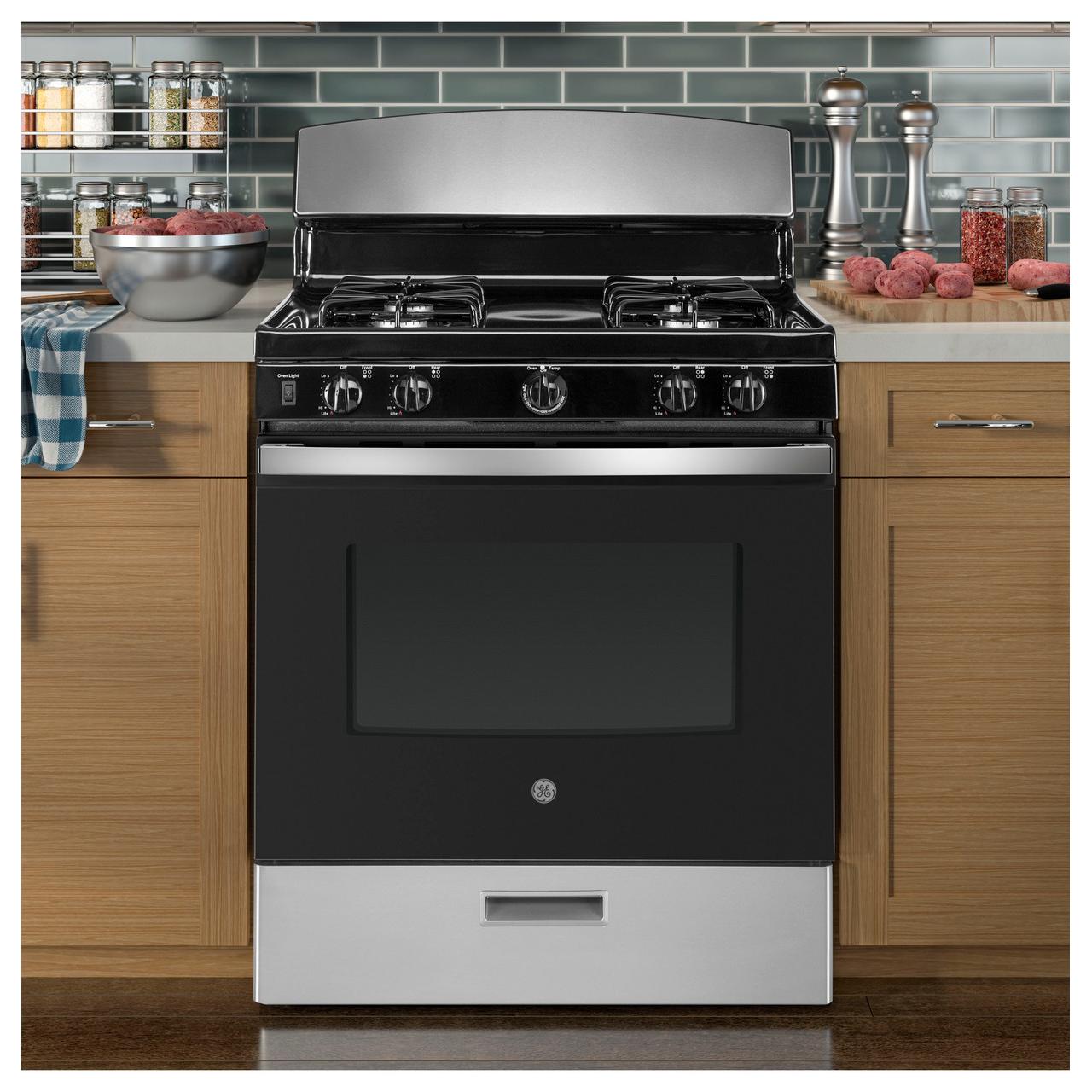 GE 30-inch Freestanding Electric Range with Precise Simmer Burner JGBS30RETSS IMAGE 5