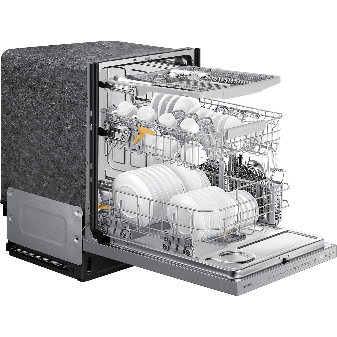 Samsung 24-inch Built-in Dishwasher with StormWash+ DW80B7070US/AA IMAGE 3