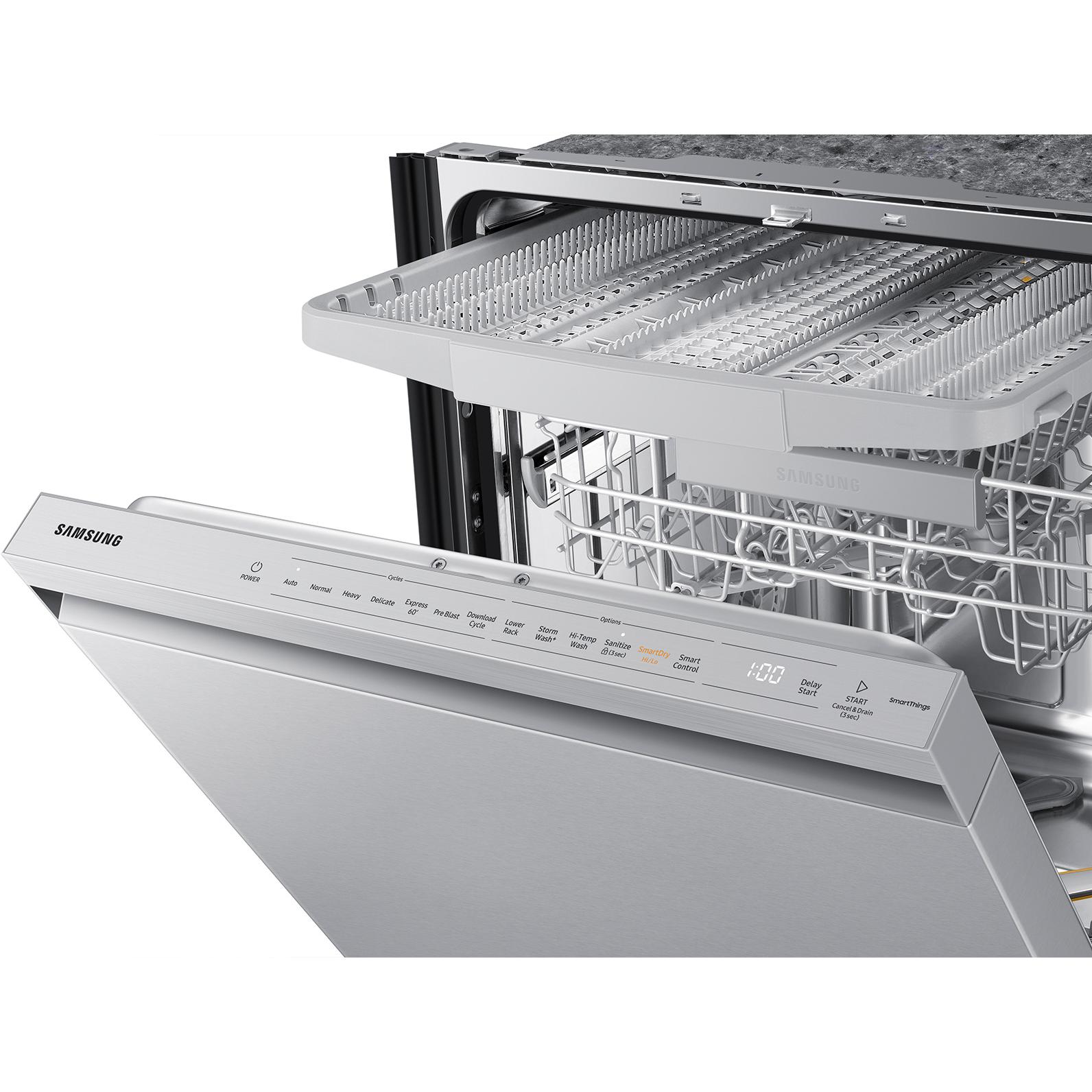 Samsung 24-inch Built-in Dishwasher with StormWash+ DW80B7070US/AA IMAGE 9