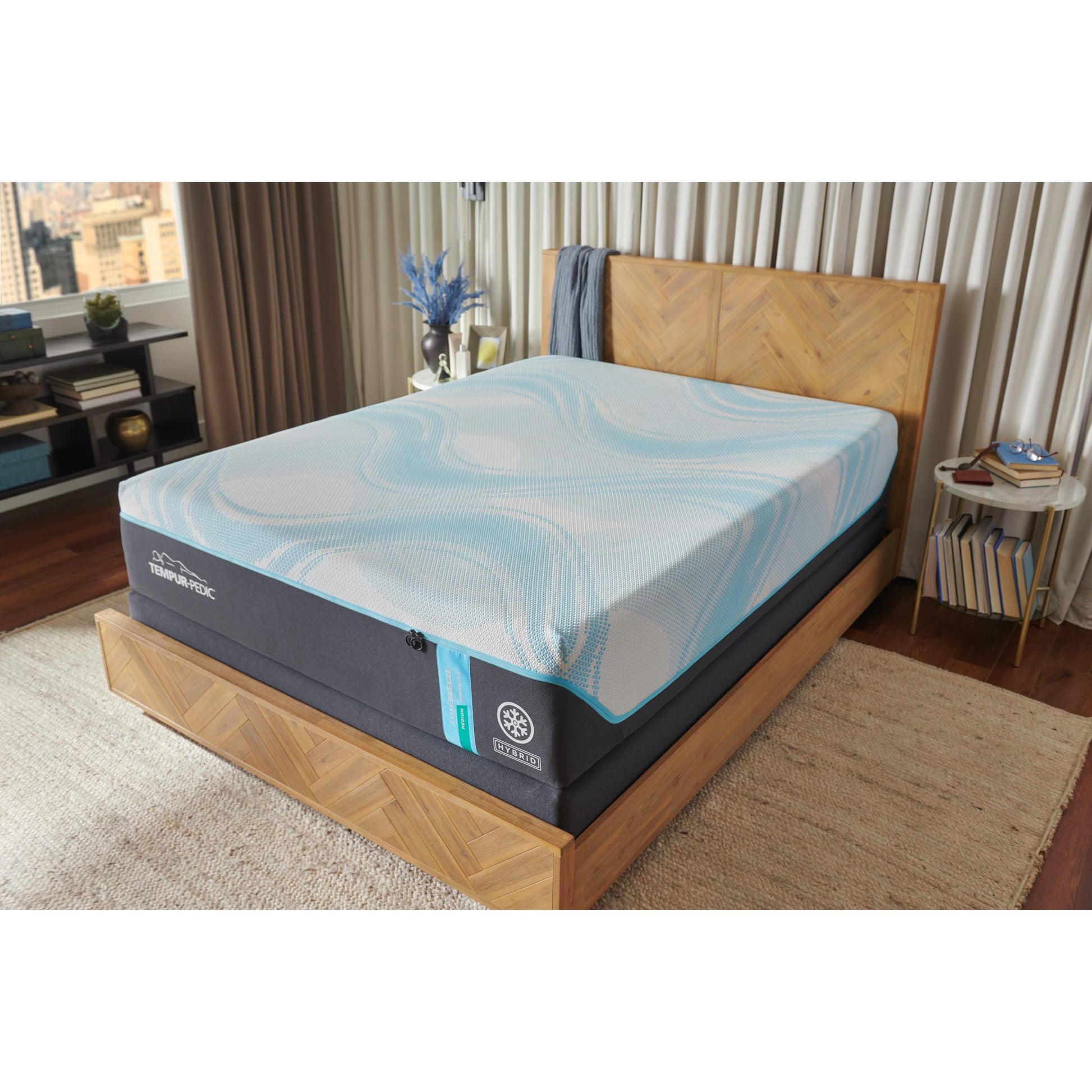  Tempur-Pedic Tempur-LuxeBreeze® Medium Hybrid Mattress (Queen) IMAGE 7
