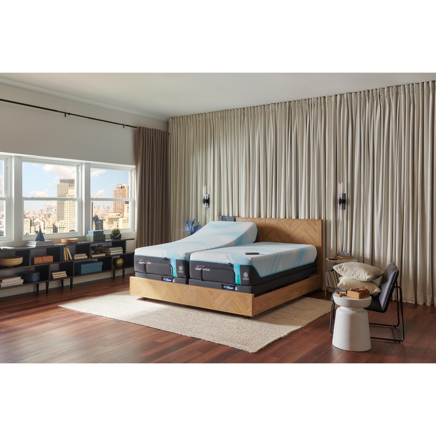  Tempur-Pedic Tempur-LuxeBreeze® Medium Hybrid Mattress (Queen) IMAGE 9