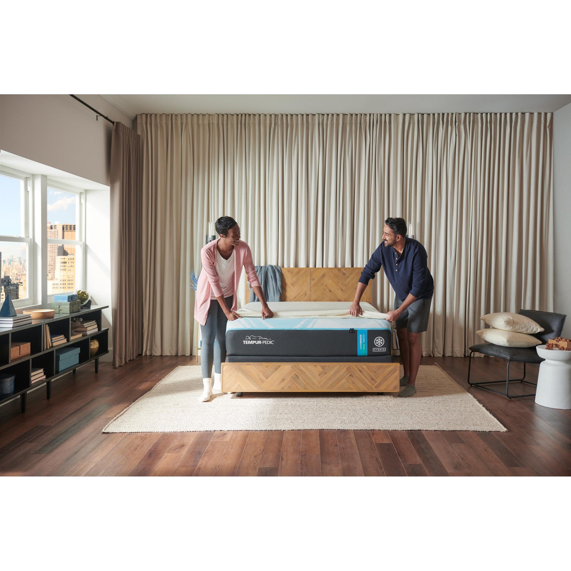  Tempur-Pedic Tempur-LuxeBreeze® Medium Hybrid Mattress (California King) IMAGE 11