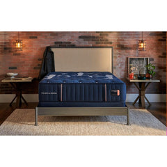  Stearns & Foster Lux Estate Medium Tight Top Mattress (California King) IMAGE 3