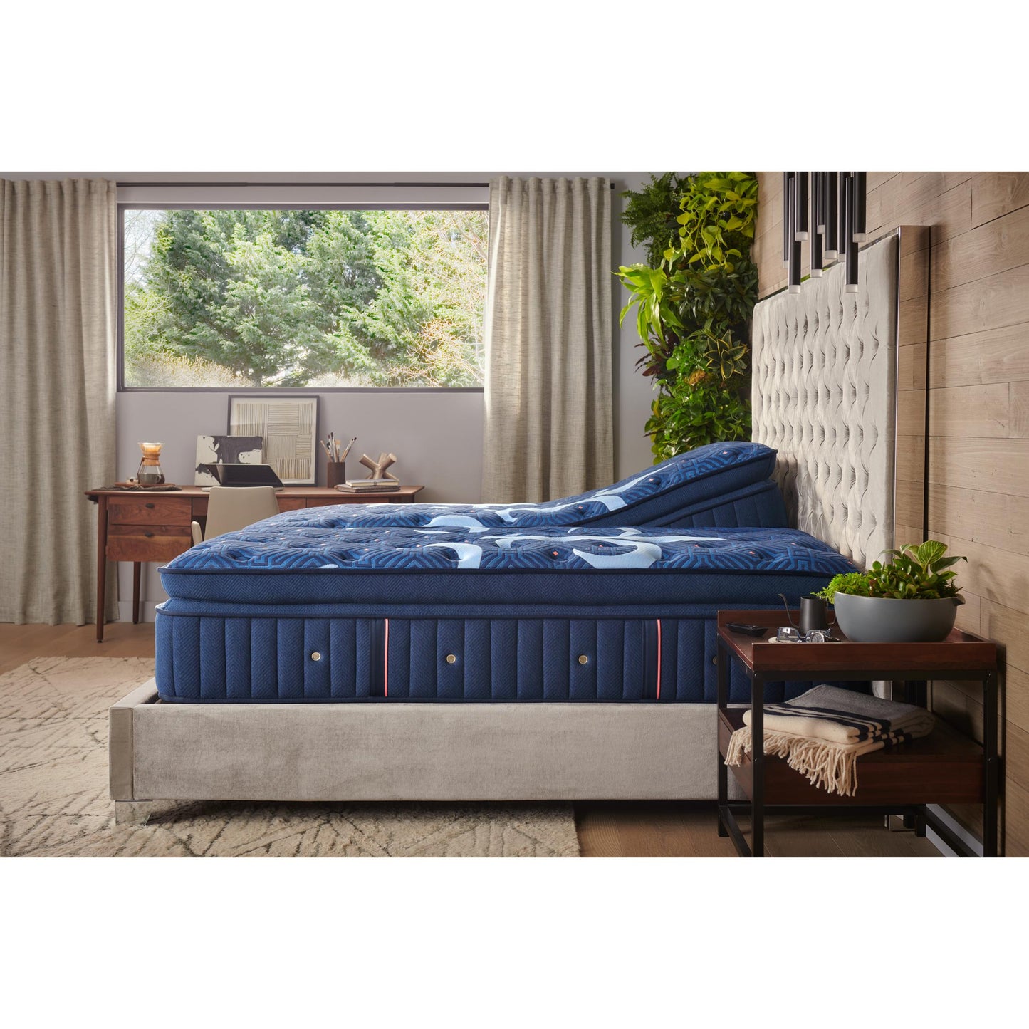  Stearns & Foster Lux Estate Soft Euro Pillowtop Mattress (King) IMAGE 13