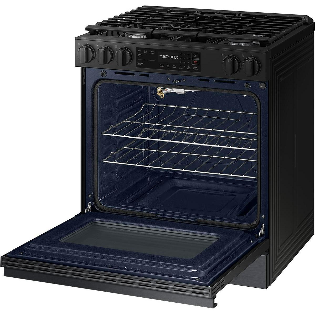  Samsung 6.0 cu. ft. Smart Slide-In Gas Range with Precision Knobs NSG6DG8100MT/AA IMAGE 4