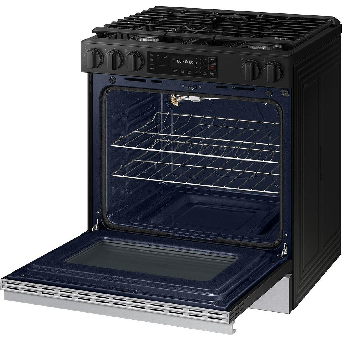  Samsung 6.0 cu. ft. Smart Slide-In Gas Range with Precision Knobs NSG6DG8100SR/AA IMAGE 4