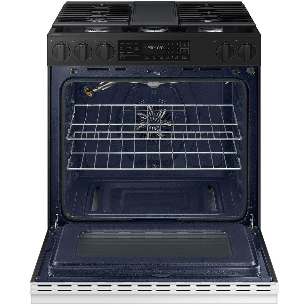 Samsung 6.0 cu. ft. Bespoke Smart Slide-In Gas Range NSG6DB830012/AA IMAGE 2