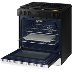 Samsung 6.0 cu. ft. Bespoke Smart Slide-In Gas Range NSG6DB850012/AA IMAGE 4